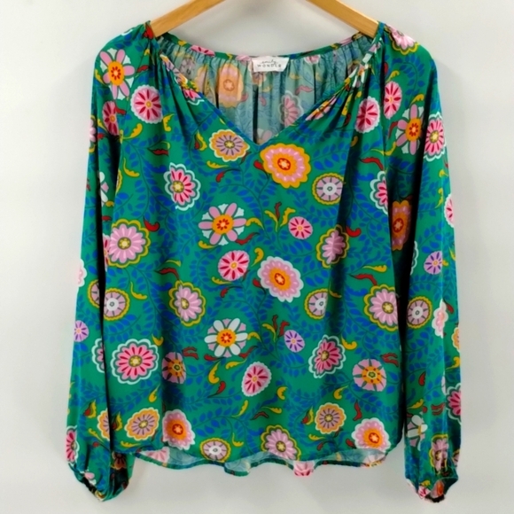 Emily Wonder blouse peasant top green floral size medium v neckline flowy top - Picture 1 of 5